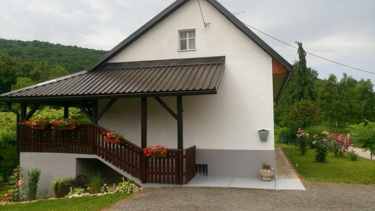 Kuca Za Odmor Luna Villa Slunj Ngoại thất bức ảnh